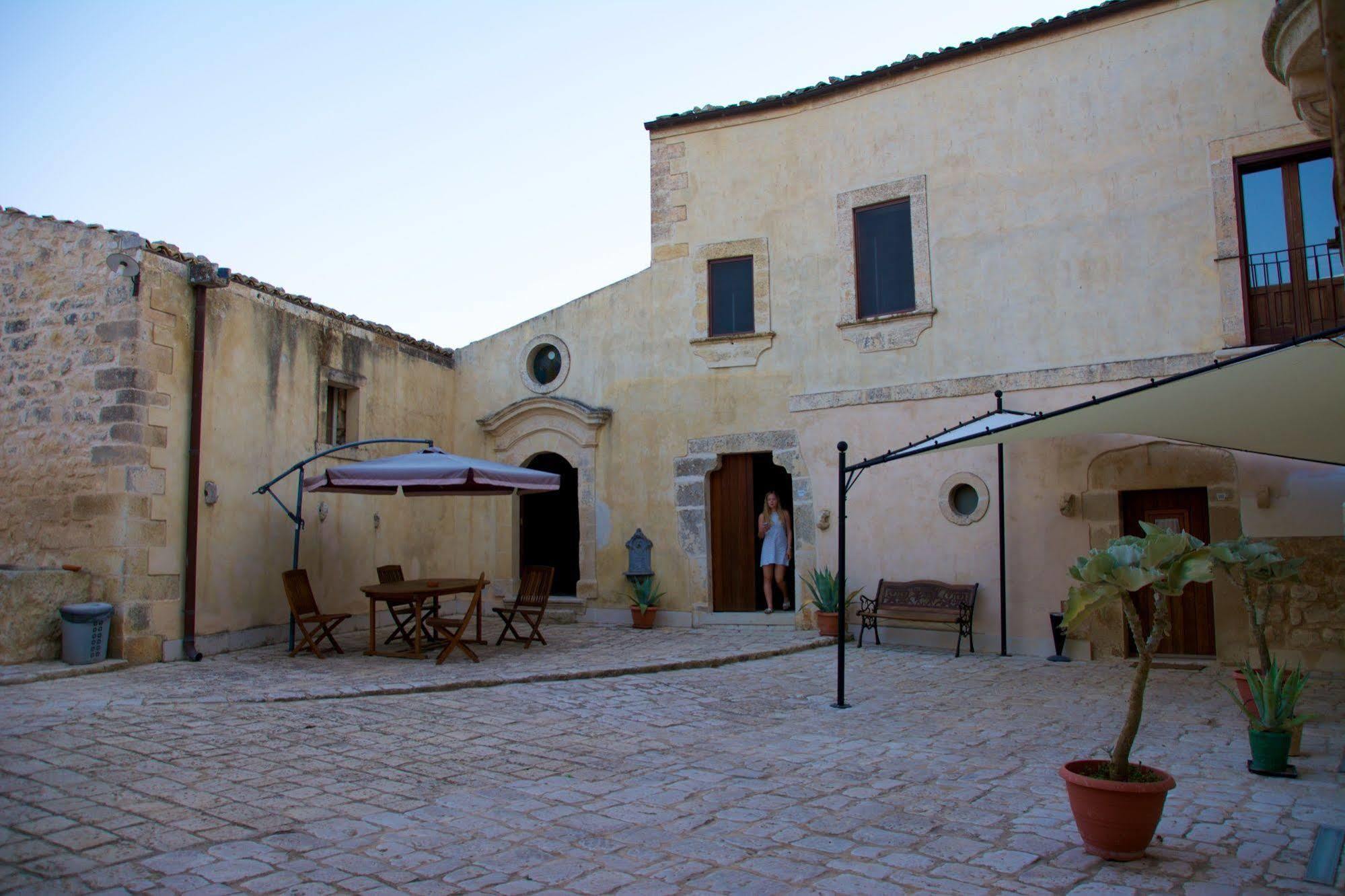 Relais Cimilla B&B Ragusa Eksteriør bilde